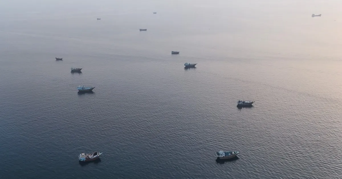 Creșterea prețului petrolului pe fondul tensiunilor dintre SUA și Iran: Strâmtoarea Hormuz, din nou în pericol