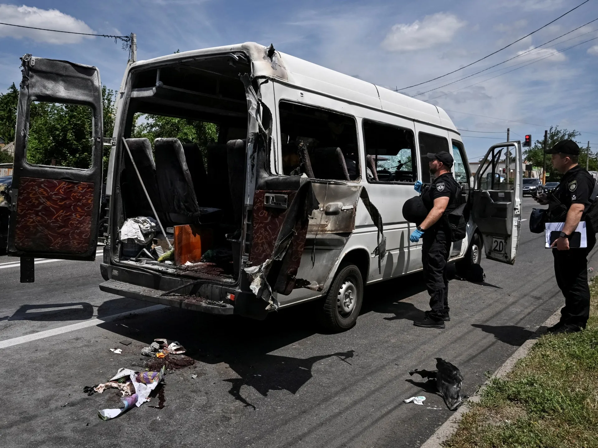 Atacuri rusești cu rachete și drone în Ucraina: cel puțin opt morți și 34 de răniți. Zelenski condamnă „atacurile oribile”