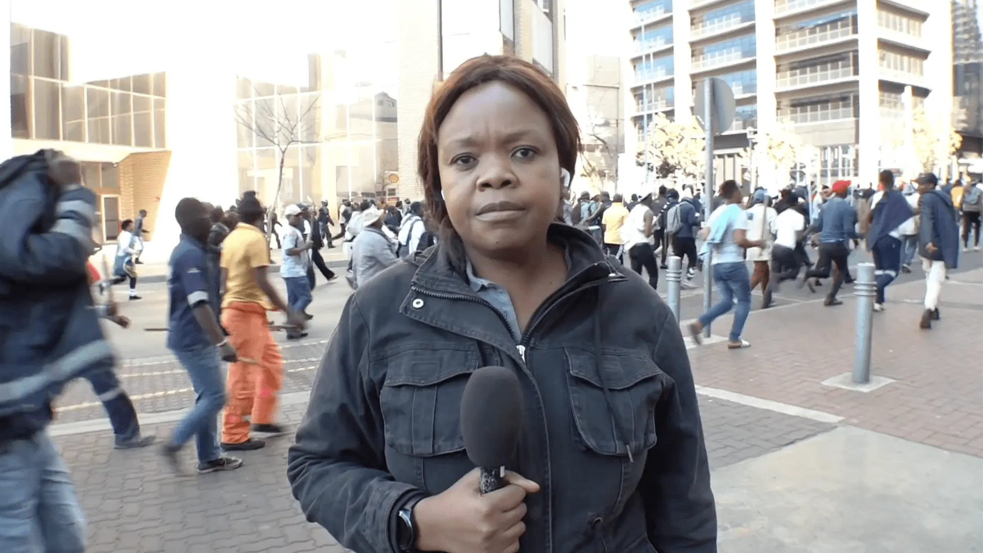 Proteste antiguvernamentale în Africa de Sud: străinii fără acte, obligați să părăsească țara