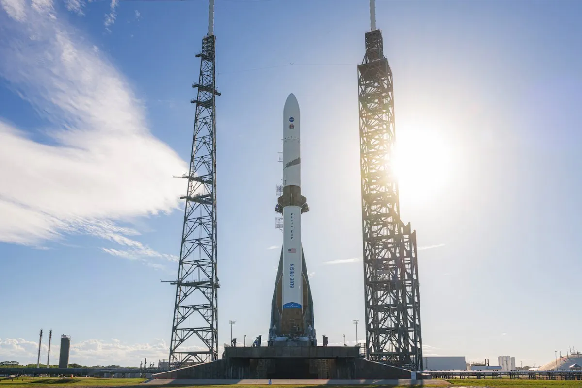 Blue Origin încă nu știe de ce a explodat racheta New Glenn luna trecută