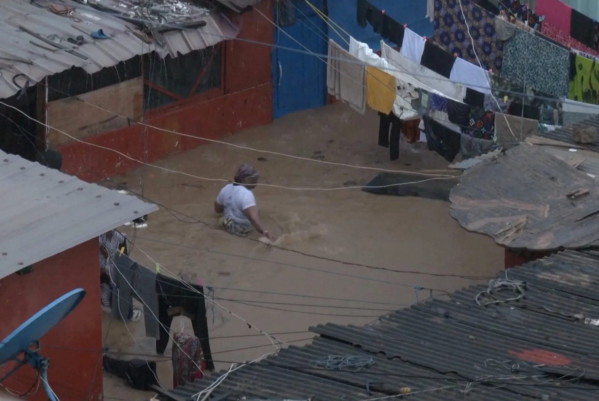 Inundații catastrofale în Ghana și Coasta de Fildeș: zeci de morți și sute de salvări